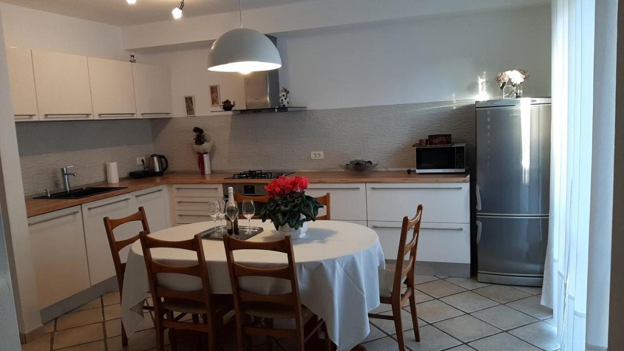 Apartman Nada I Fažana Exteriér fotografie